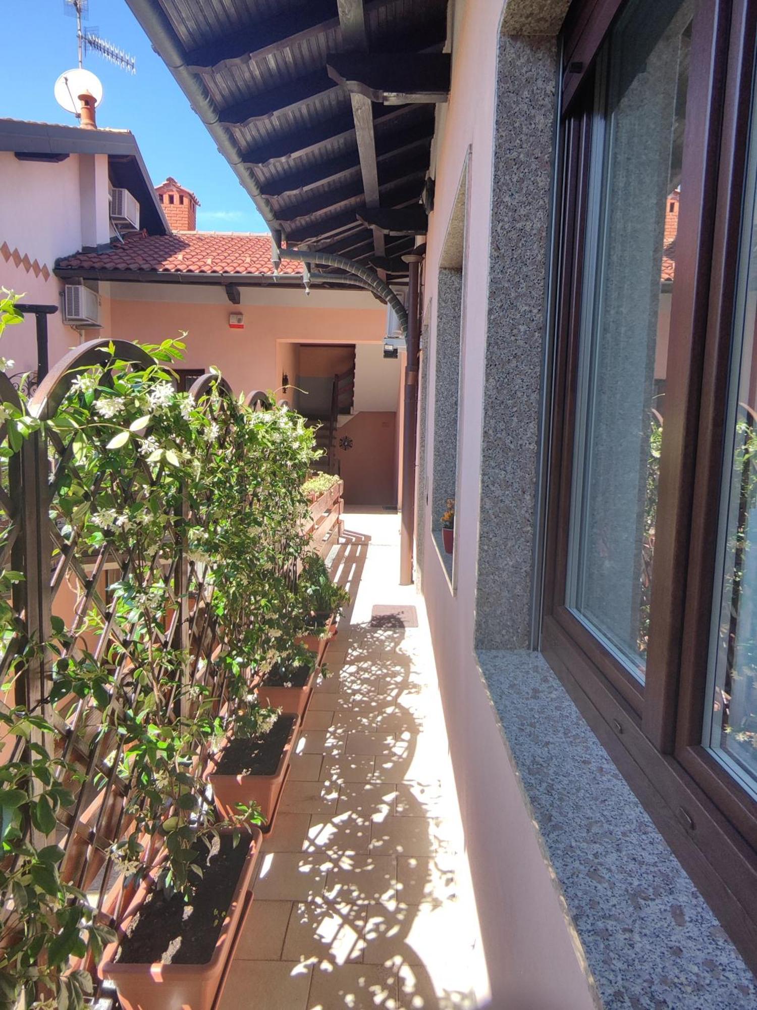 Jasmine Malpensa & Busto Center Apartamento Busto Arsizio Exterior foto